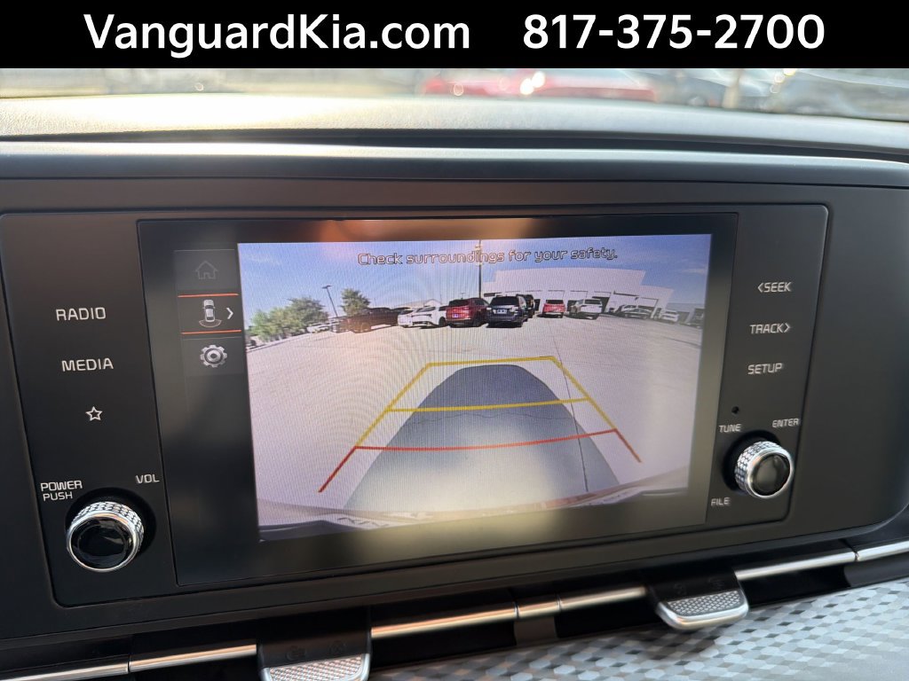 Certified 2023 Kia Carnival LX FWD image 25