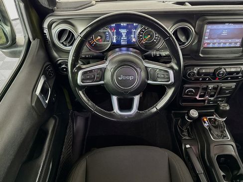 Used 2021 Jeep Wrangler Unlimited Sahara w/ Dual Top Group image 16