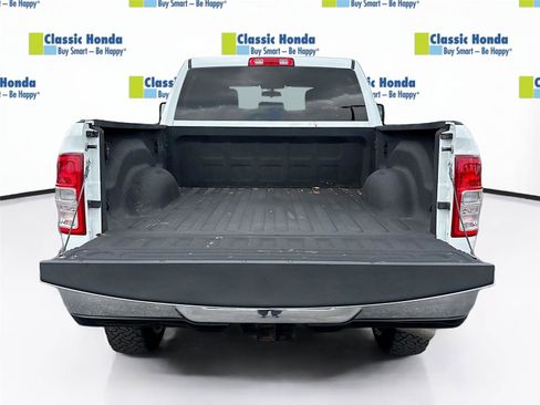 Used 2024 RAM 2500 Tradesman w/ Chrome Appearance Group AWD/4WD image 27
