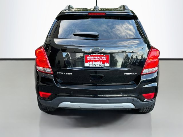 Used 2019 Chevrolet Trax Premier w/ Midnight Edition AWD/4WD image 6