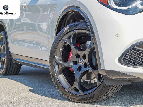 New 2025 Alfa Romeo Stelvio Sprint w/ Veloce Package image 2