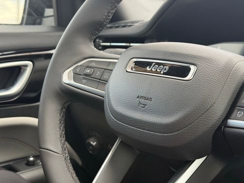 New 2026 Jeep Compass Limited AWD/4WD image 17