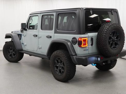 Used 2023 Jeep Wrangler Unlimited Rubicon 4xe AWD/4WD image 14