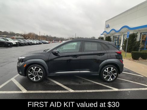 Used 2023 Hyundai Kona Limited image 7