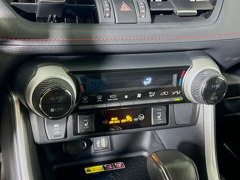 Certified 2023 Toyota RAV4 XSE w/ Weather Package AWD/4WD image 15