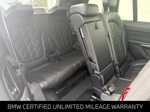 Certified 2024 BMW X7 xDrive40i w/ M Sport Package AWD/4WD image 19