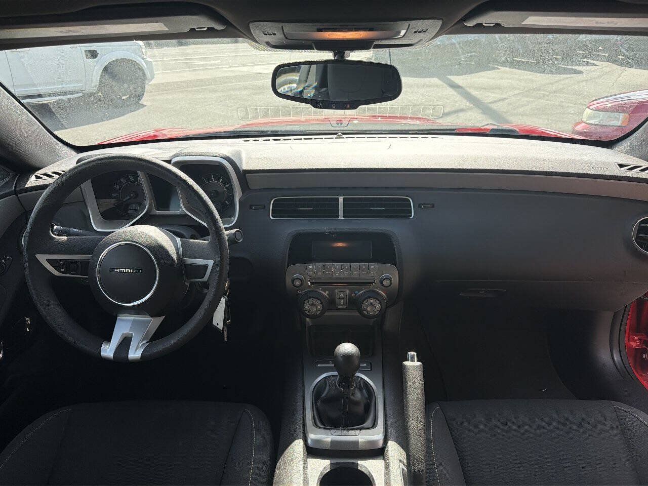 Used 2011 Chevrolet Camaro LS RWD image 17