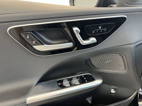 Used 2022 Mercedes-Benz C 300 4MATIC Sedan w/ AMG Line w/ Night Package image 33