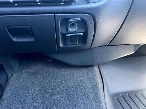 Used 2017 Chevrolet Silverado 1500 LT w/ All Star Edition image 19