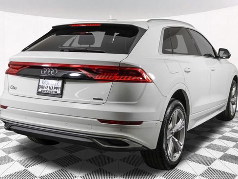 Used 2023 Audi Q8 Premium w/ Convenience Package AWD/4WD image 19