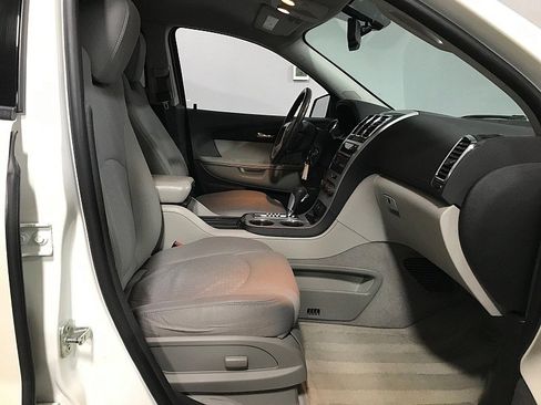 Used 2012 GMC Acadia SLE w/ LPO, 'HIT The Road' Package FWD image 13