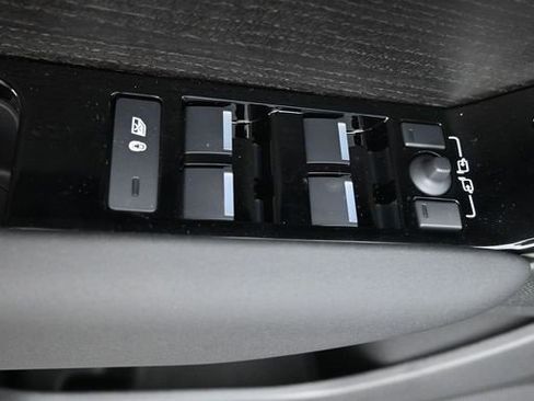 New 2026 Land Rover Range Rover Velar Dynamic SE image 20