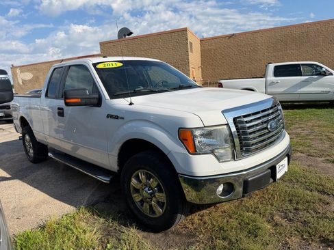 Used 2011 Ford F150 XLT w/ XLT Chrome Pkg AWD/4WD image 2