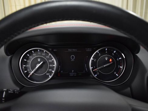 Certified 2024 Maserati Ghibli Modena image 30