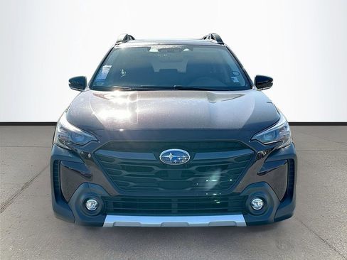 Used 2023 Subaru Outback Limited image 2