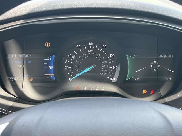 Used 2018 Ford Fusion SE w/ Equipment Group 201A FWD image 33