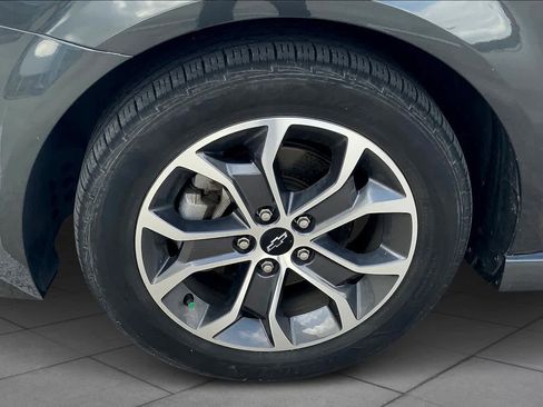Used 2020 Chevrolet Sonic LT w/ RS Package FWD image 11