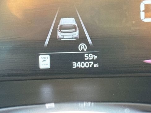 Certified 2024 Kia Soul LX w/ Option Group 015 image 27