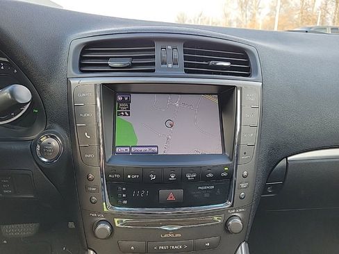 Used 2013 Lexus IS 250C image 26
