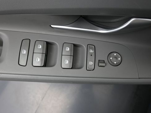 Certified 2026 Hyundai Elantra Sport w/ Cargo Package image 15