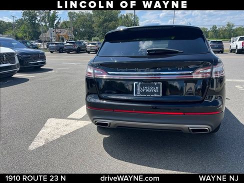 Certified 2023 Lincoln Nautilus Black Label w/ Cargo Utility Package AWD/4WD image 4