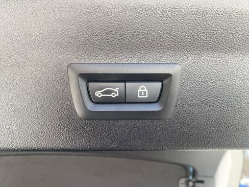 Used 2022 BMW X4 xDrive30i w/ Convenience Package image 27