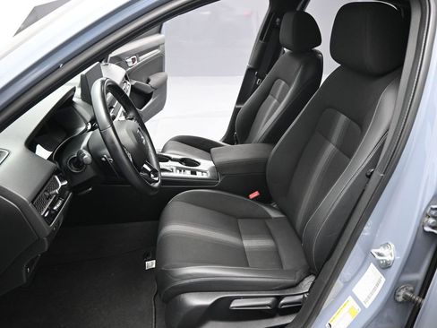 Used 2022 Honda Civic Sport image 9
