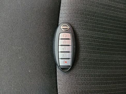 Used 2025 Nissan Altima 2.5 SV AWD/4WD image 32