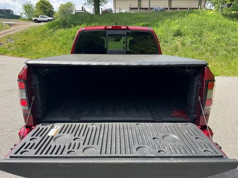 Used 2022 Nissan Frontier PRO-4X AWD/4WD image 8