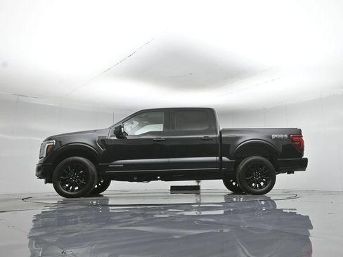Used 2025 Ford F150 Lariat w/ Equipment Group 501A Mid AWD/4WD image 7