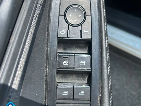 Used 2021 Nissan Rogue S FWD image 17