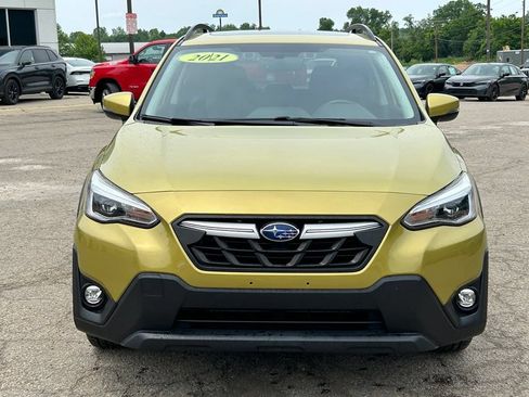 Used 2021 Subaru Crosstrek 2.5i Limited w/ Moonroof Package 2 AWD/4WD image 2