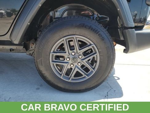 Used 2024 Jeep Wrangler Unlimited Sport AWD/4WD image 17