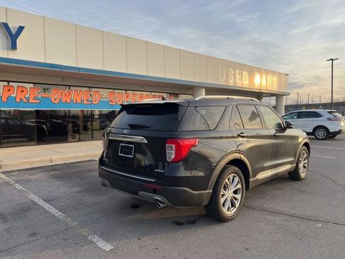 Used 2022 Ford Explorer Limited w/ Equipment Group 301A image 4