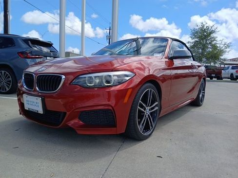 Used 2018 BMW M240i Convertible RWD image 3