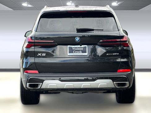 Used 2024 BMW X5 xDrive50e w/ Parking Assistance Package image 9