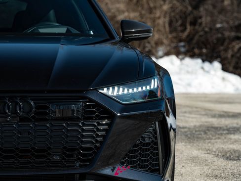 Used 2021 Audi RS 6 w/ Carbon Optic Package image 8