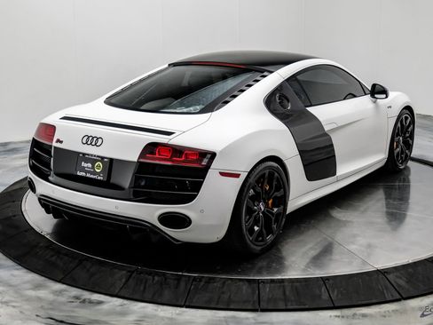 Used 2010 Audi R8 V10 image 22