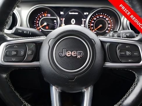 Used 2022 Jeep Wrangler Unlimited Sahara w/ Cold Weather Group image 22