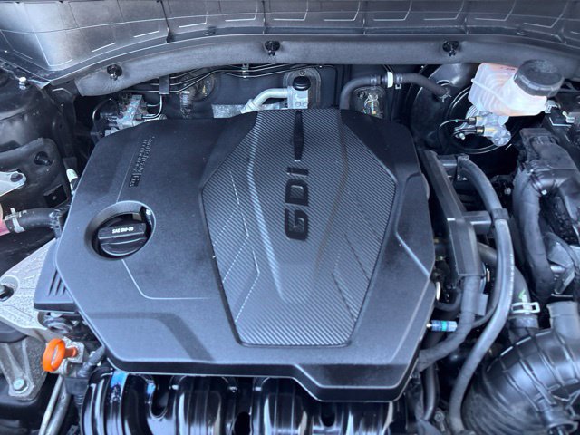 Certified 2023 Kia Sorento LX FWD image 39