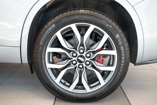 Used 2024 Cadillac XT6 Sport AWD/4WD image 9