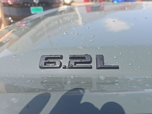 Used 2025 Chevrolet Silverado 1500 LTZ AWD/4WD image 15