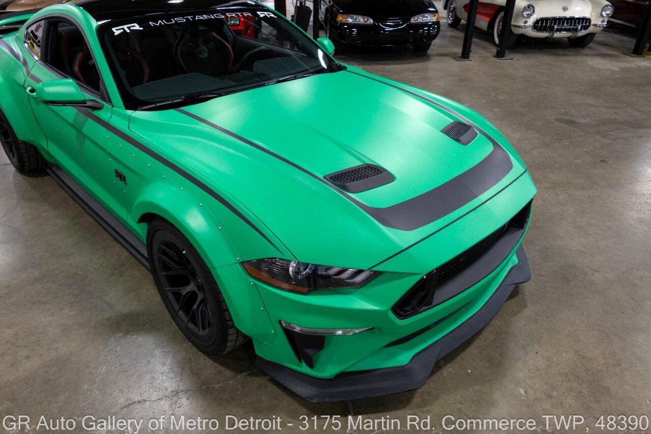 Used 2021 Ford Mustang GT Premium w/ GT Performance Package RWD image 13