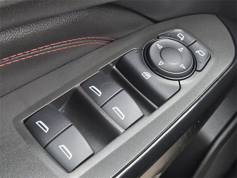 Certified 2024 Chevrolet Trax RS w/ Sunroof Package image 23