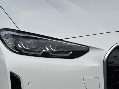 Certified 2023 BMW i4 eDrive40 w/ Premium Package RWD image 11