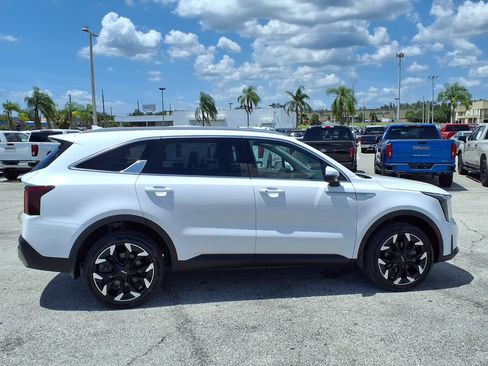 Used 2025 Kia Sorento X-Line EX AWD/4WD image 8