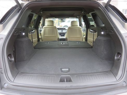 Used 2019 Cadillac XT5 AWD image 28