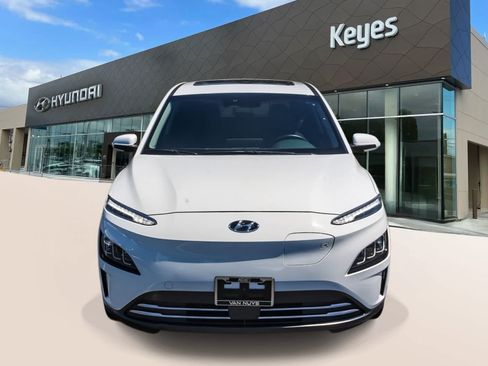 Certified 2023 Hyundai Kona Limited FWD image 2