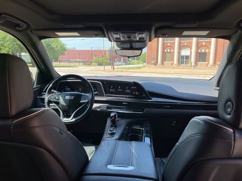 Used 2022 Cadillac Escalade Sport AWD/4WD image 16