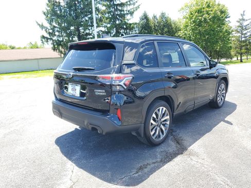 Certified 2025 Subaru Forester Touring w/ Popular Package - Touring AWD/4WD image 3
